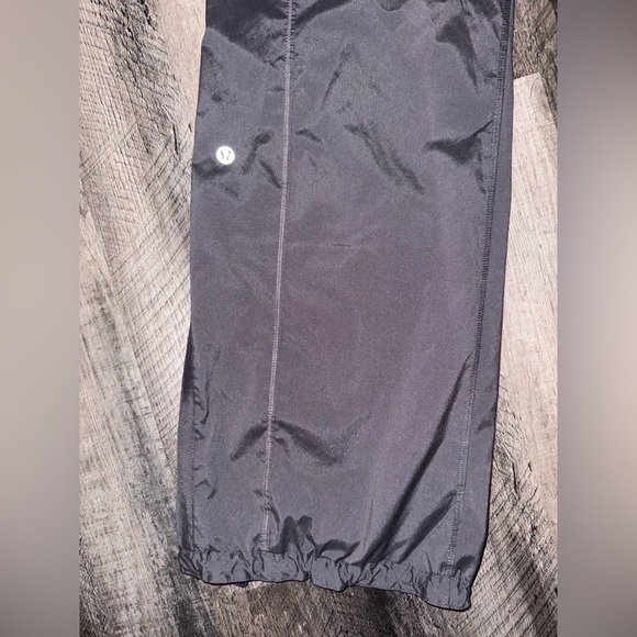 lululemon Pants with Striped Waistband - Picture 3 of 6